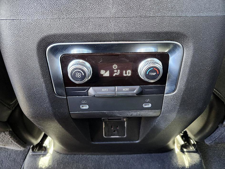 2021 Gmc Yukon SLT photo 7