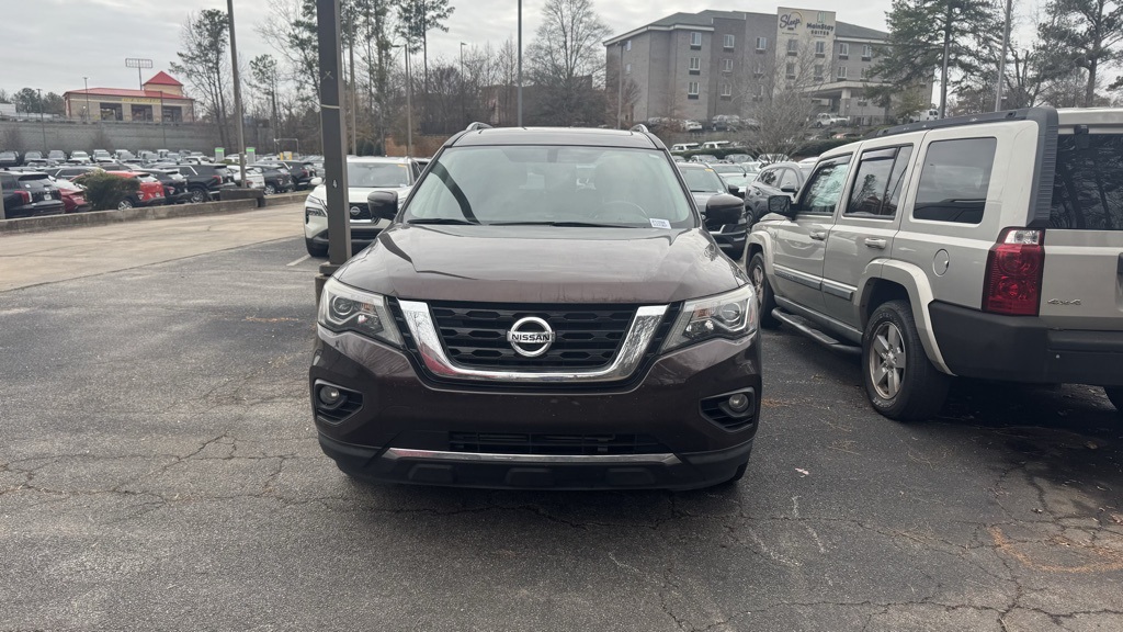 2020 Nissan Pathfinder Platinum
