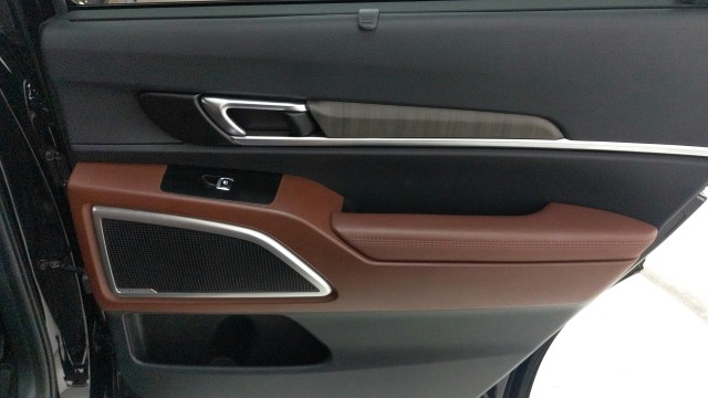 Used 2024 EBONY BLAC Kia EX image 31