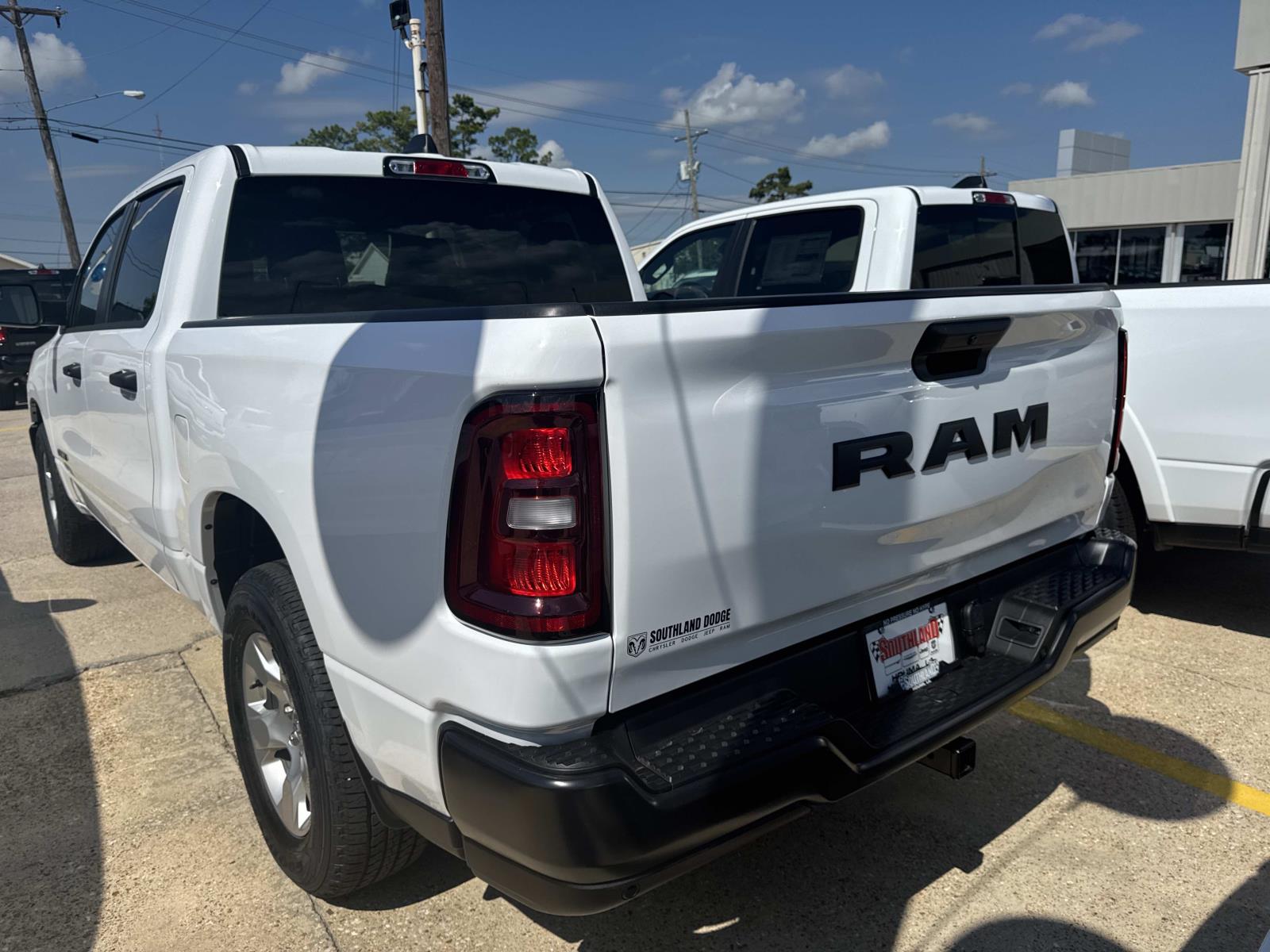 2025 Ram 1500 Tradesman photo 2