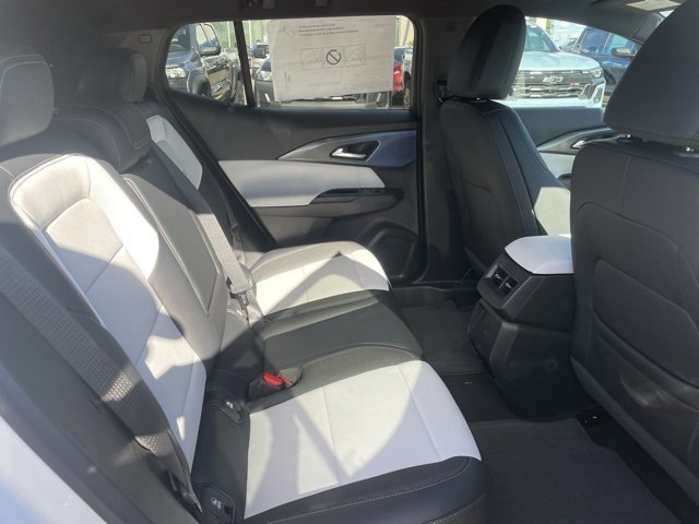 2026 Chevrolet Equinox EV 1LT photo 19