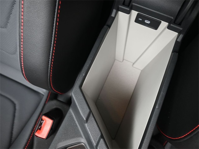 2025 Volkswagen Jetta GLI 2.0T Autobahn photo 3