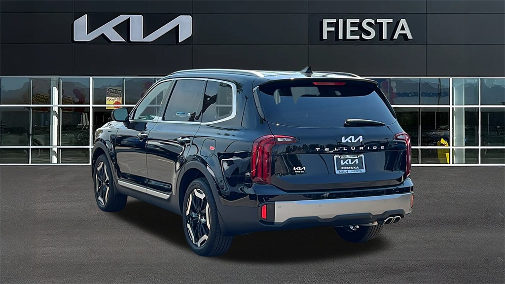 2025 Kia Telluride S photo 2