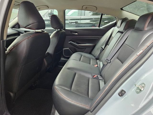 2024 Nissan Altima 2.5 SR photo 6