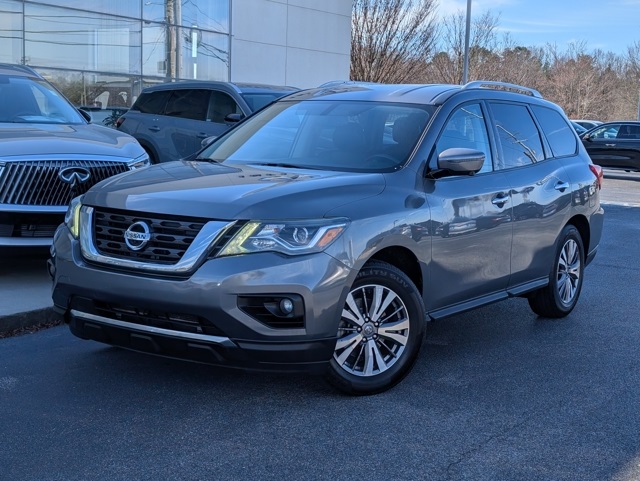 2019 Nissan Pathfinder SL