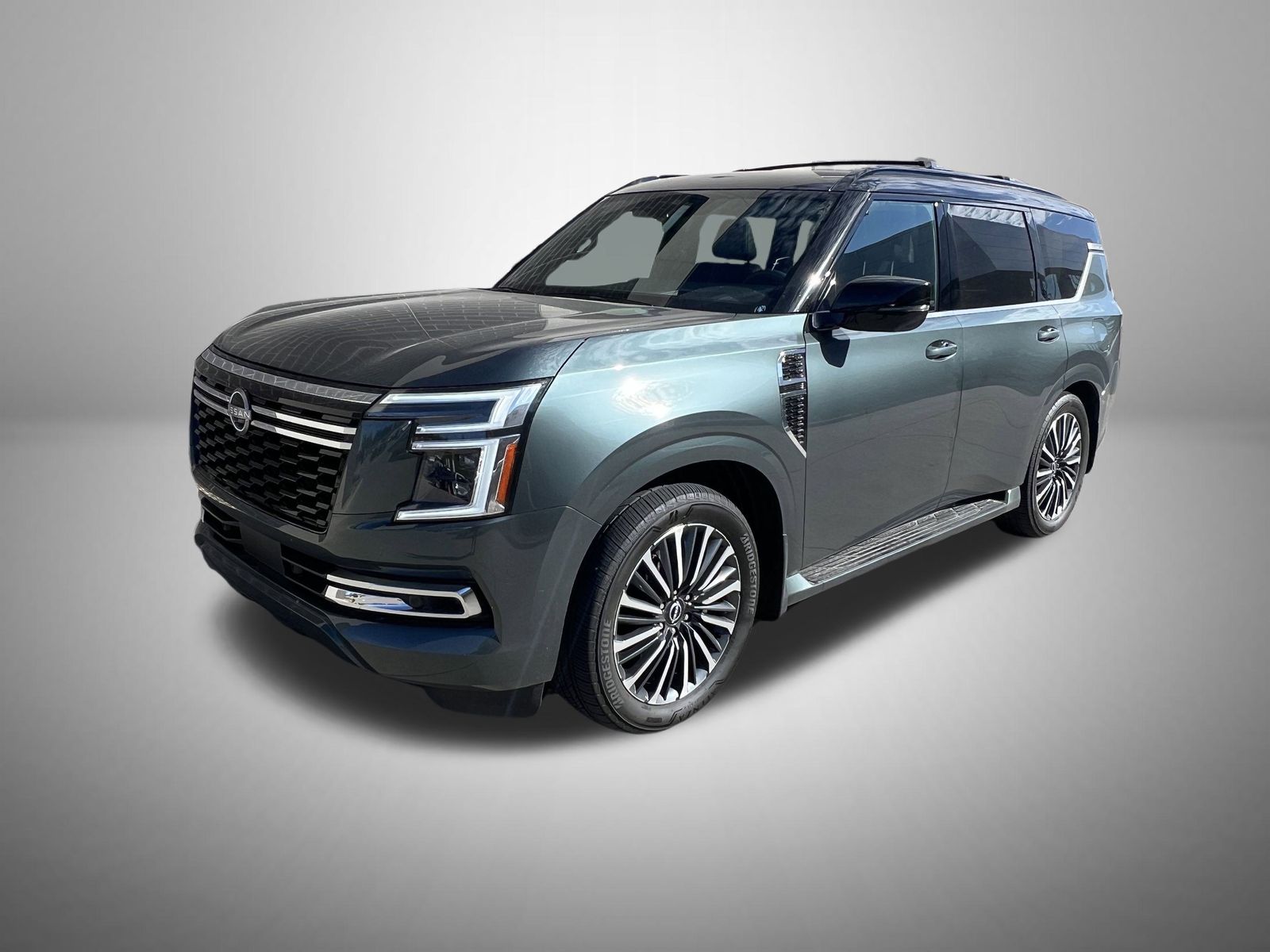 2025 Nissan Armada Platinum Reserve's photo