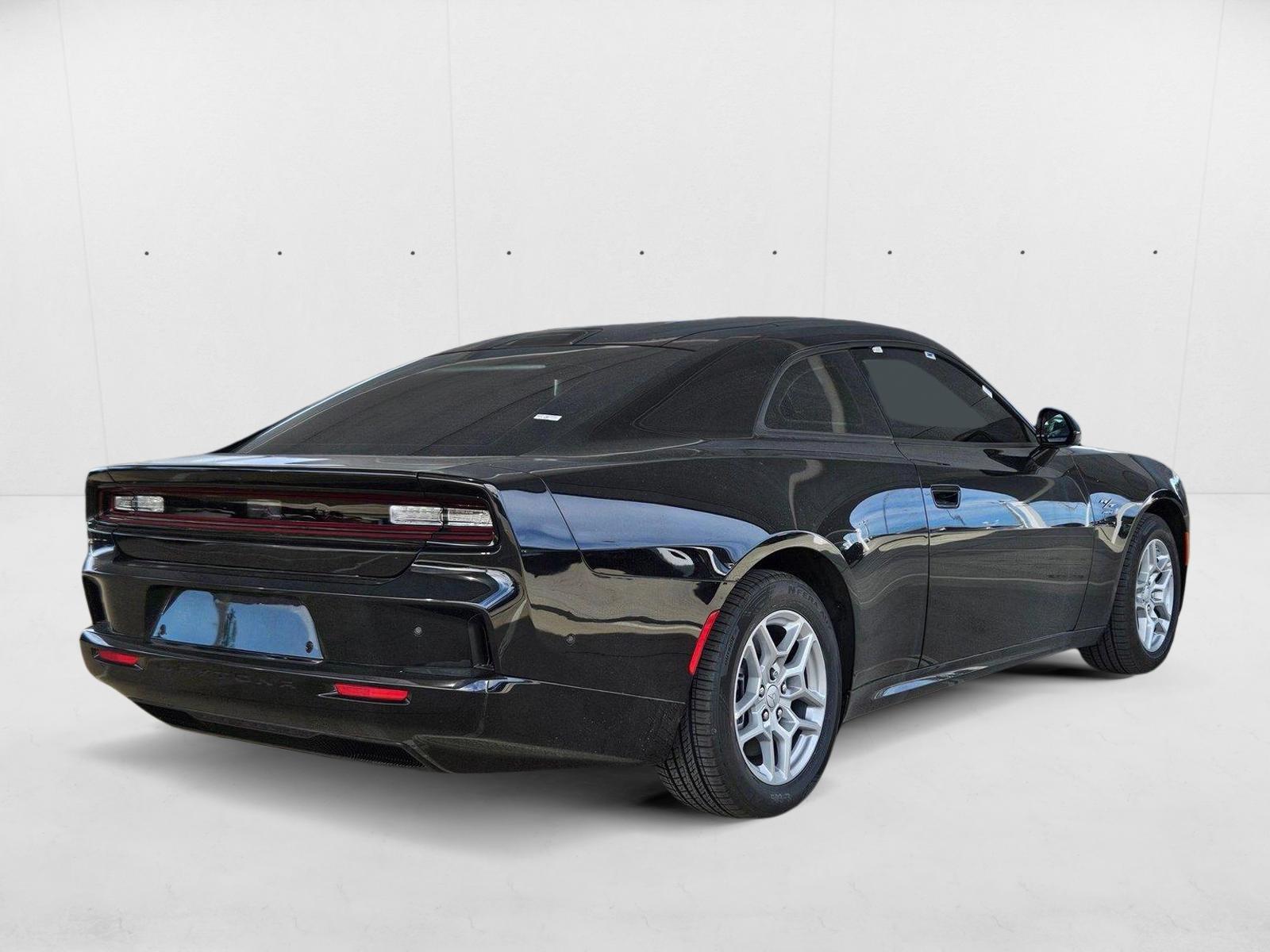 2025 Dodge Charger Daytona R/T photo 2