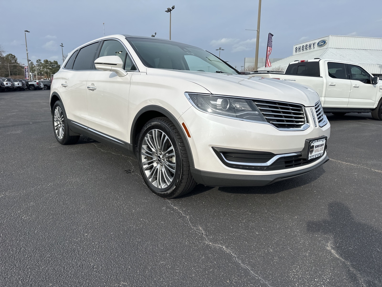 2018 Lincoln MKX Reserve's photo