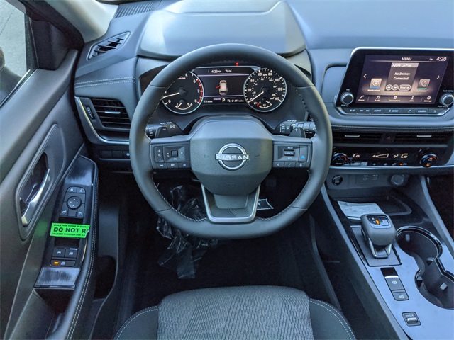 2026 Nissan Rogue SV photo 9