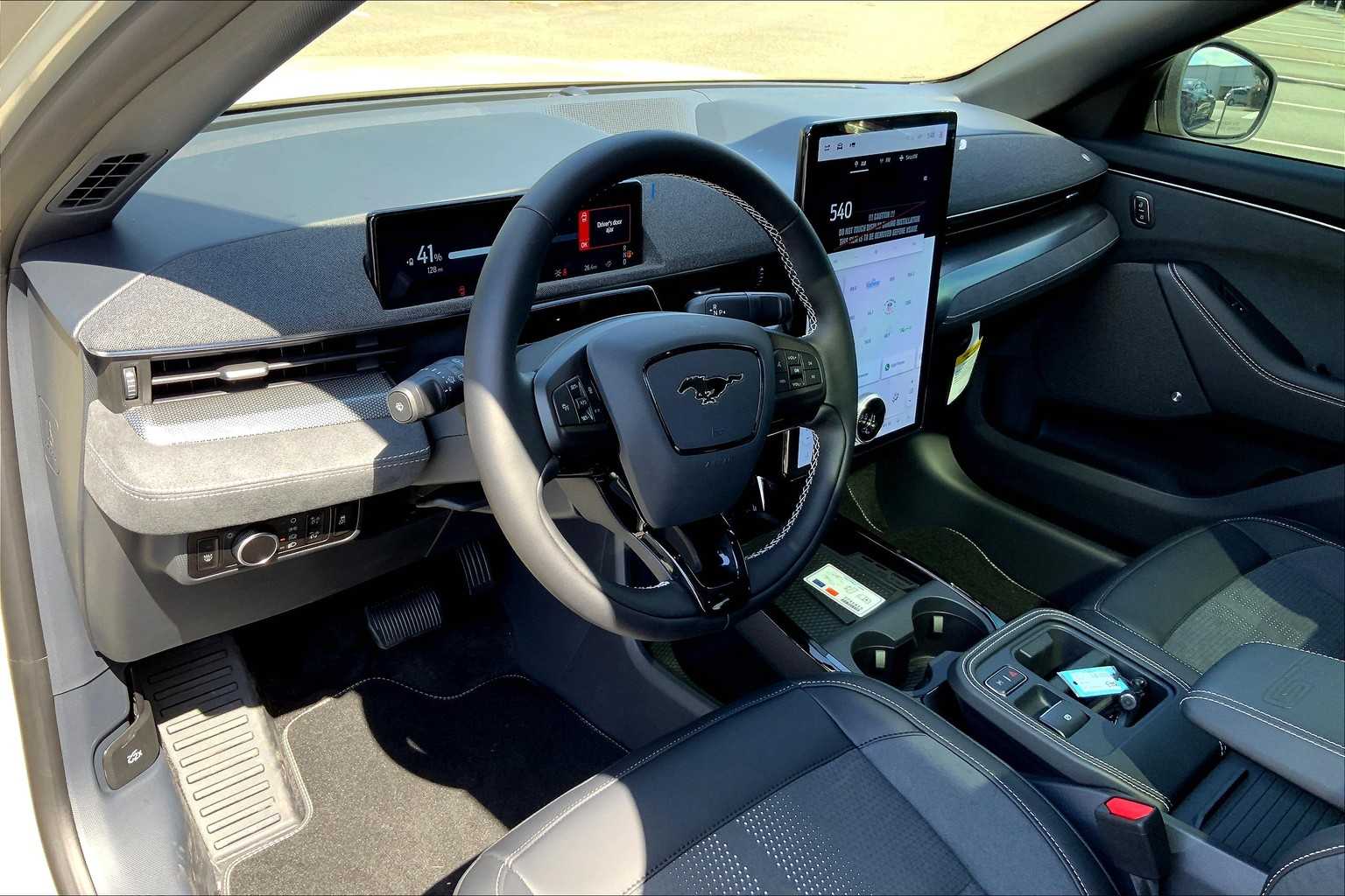 2025 Ford Mustang Mach-E GT photo 6