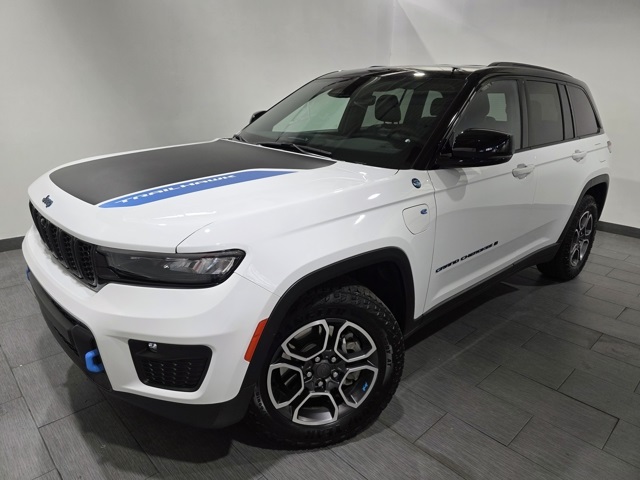 2022 Jeep Grand Cherokee Trailhawk 4xe's photo