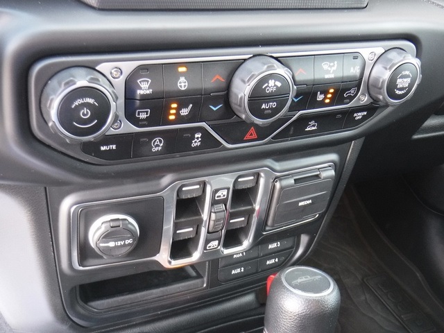 2023 Jeep Gladiator Sport photo 24