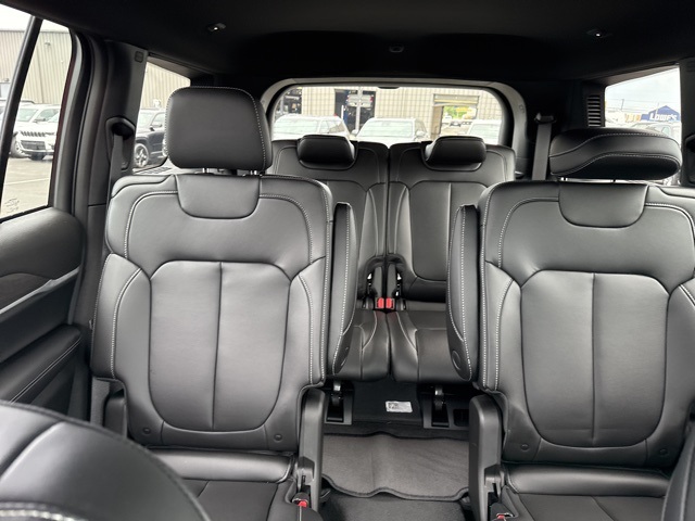 2025 Jeep Grand Cherokee Limited photo 20