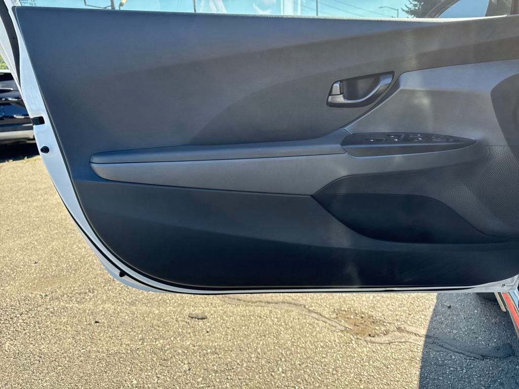 2022 Hyundai Veloster N Base photo 10