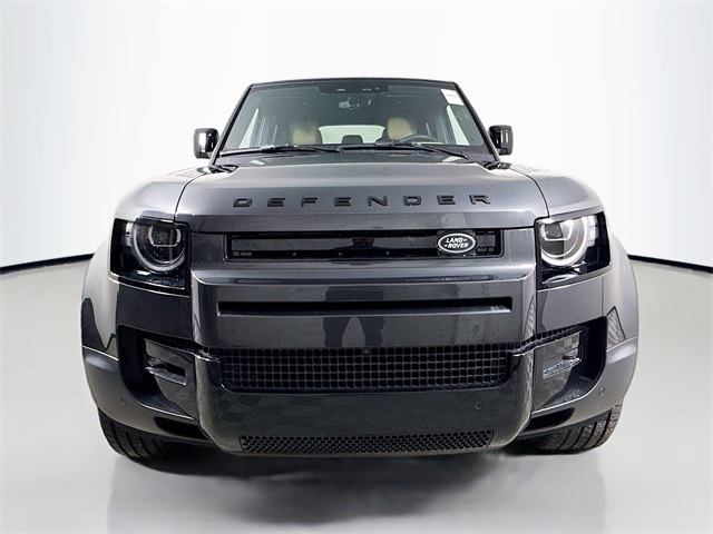 2026 Land Rover Defender 110 S photo 2