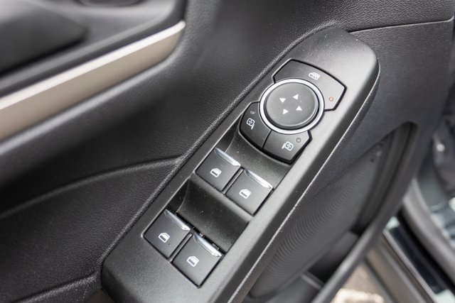 2022 Ford Escape SE photo 11