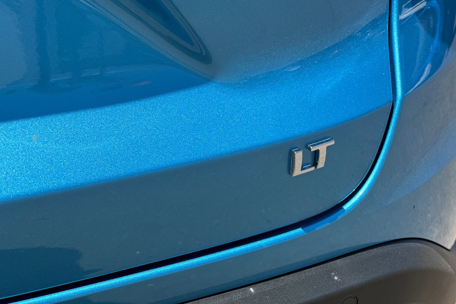 2025 Chevrolet Trax LT photo 26