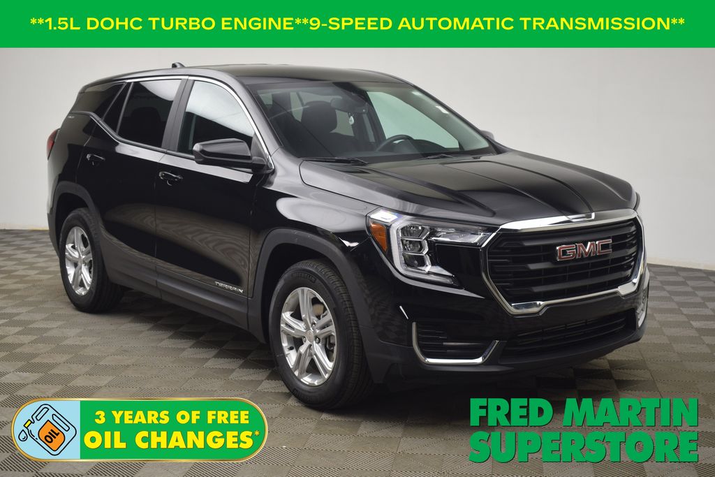 2024 GMC Terrain SLE's photo