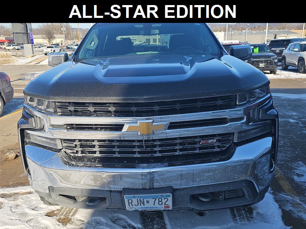 Used 2019 Chevrolet Silverado 1500 LT with VIN 3GCUYDED0KG277923 for sale in Winona, Minnesota