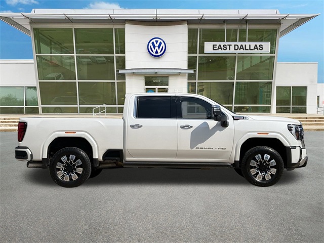 2024 Gmc Sierra HD Denali photo 2