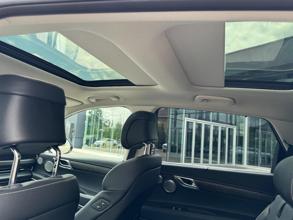 2024 Genesis GV80 3.5T AWD photo 11