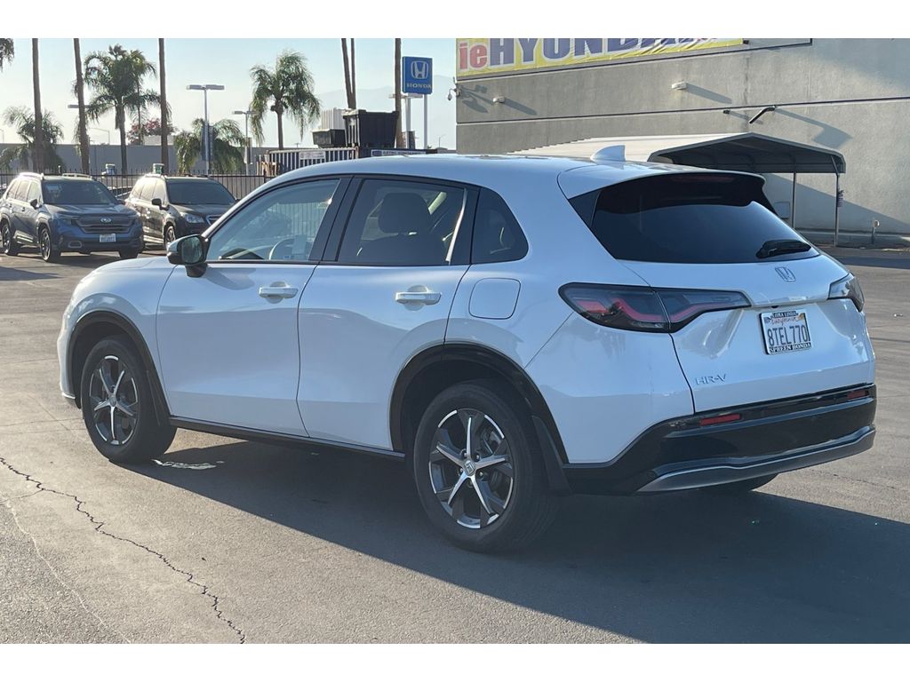 2024 Honda HR-V EX-L photo 2