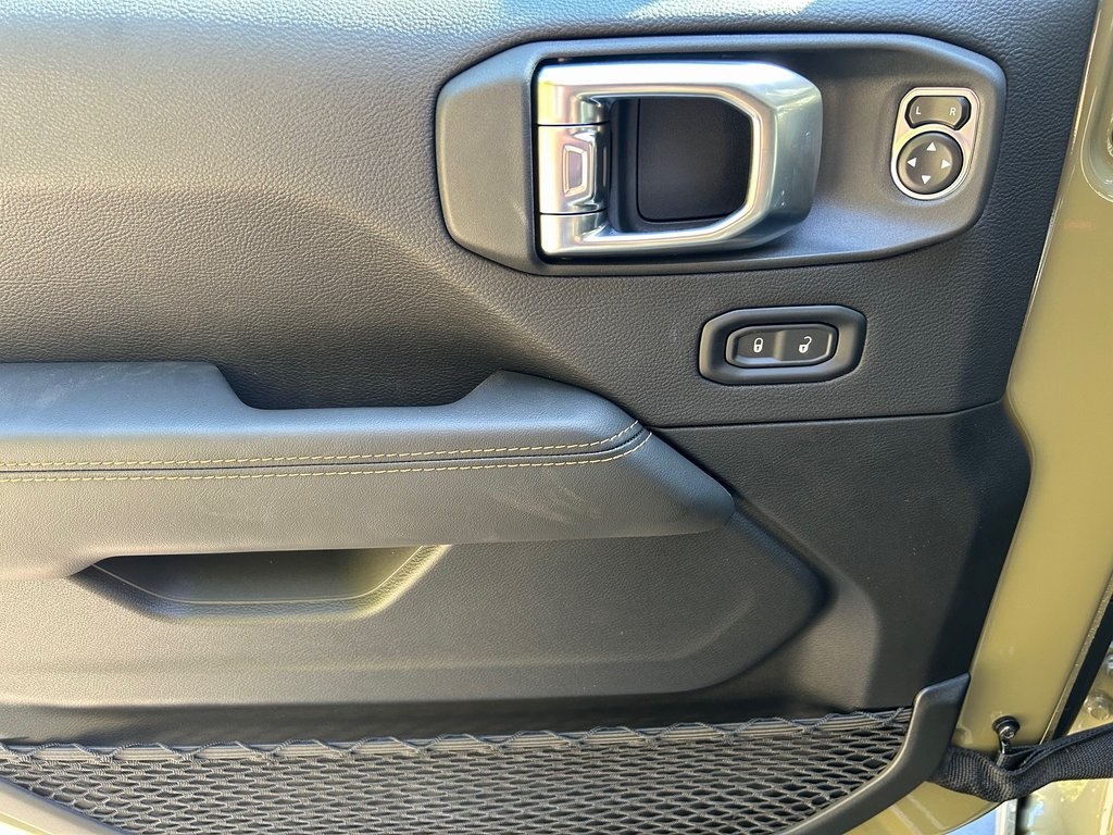 2025 Jeep Gladiator Sport photo 22