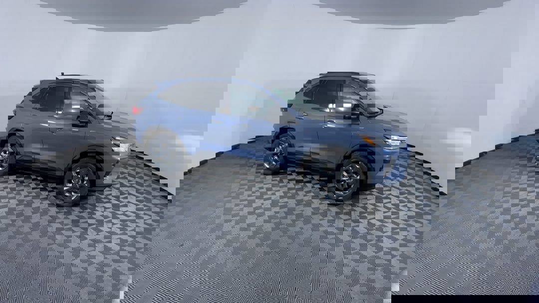 2025 Ford Escape photo 2