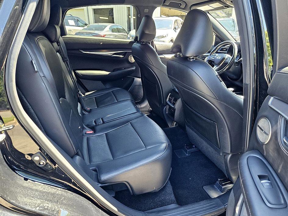2023 Infiniti QX55 Essential photo 15