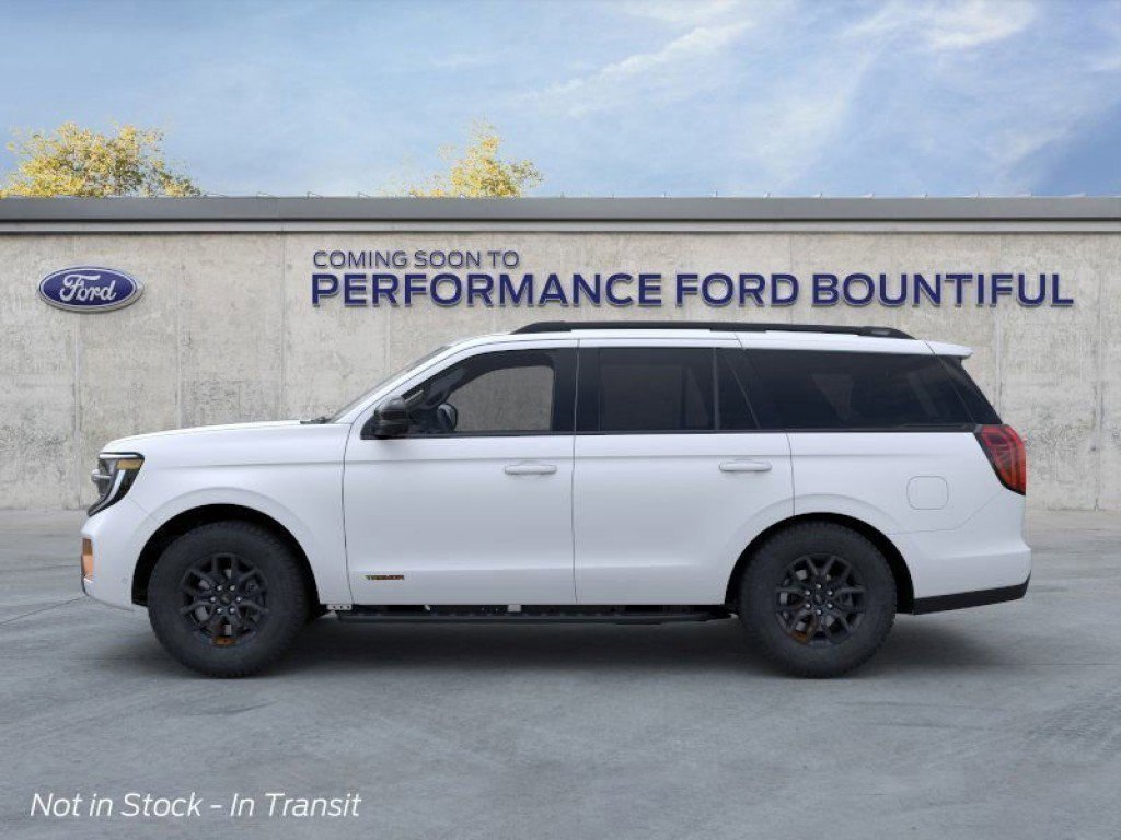 2025 Ford Expedition photo 3