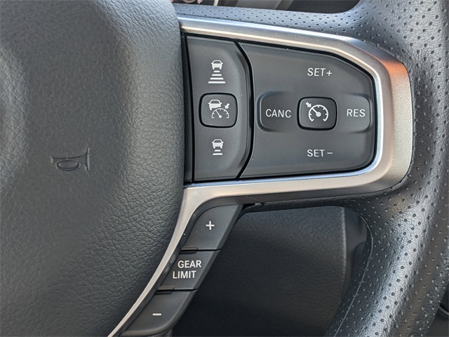 2025 Ram 1500 Tradesman photo 17