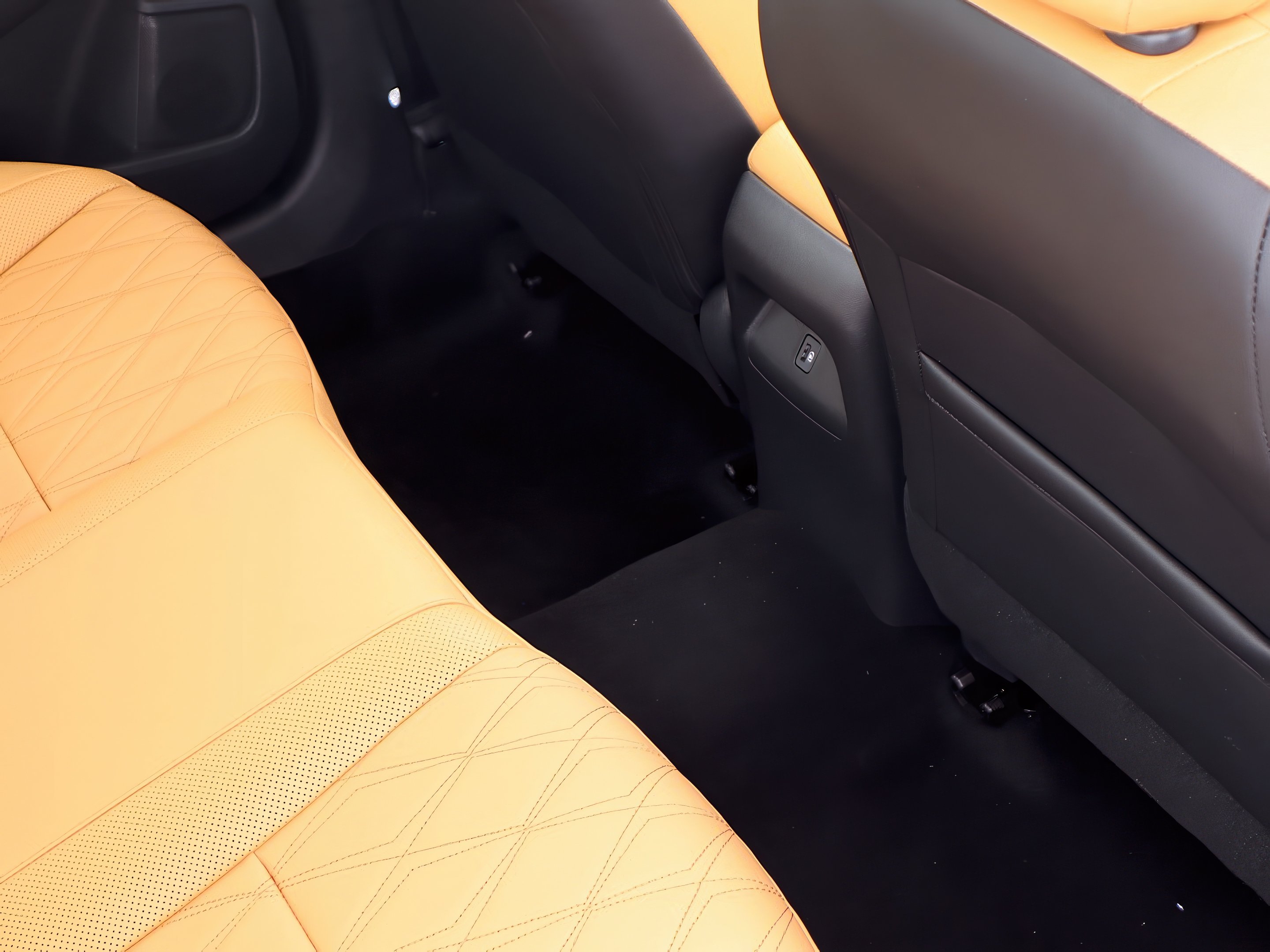 2025 Nissan Sentra SV photo 26