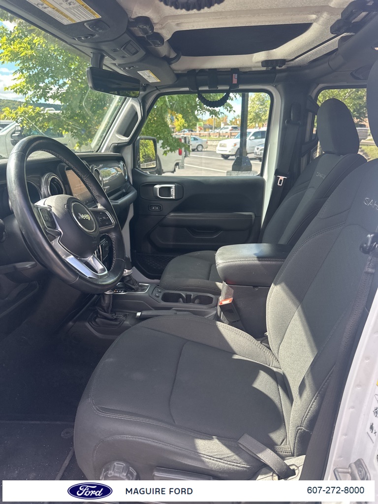 2019 Jeep Wrangler Unlimited Sahara photo 11