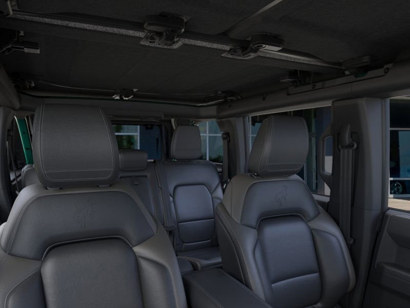 2025 Ford Bronco Outer Banks photo 5
