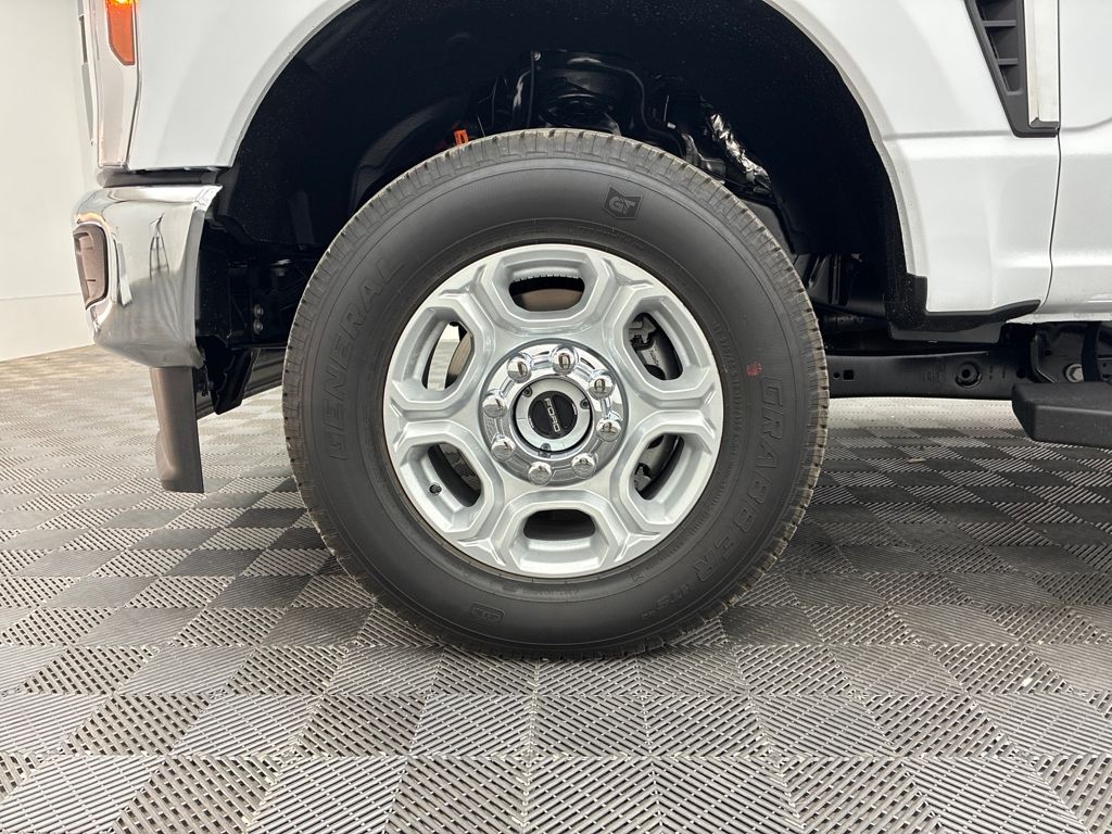 2026 Ford F-250 photo 22