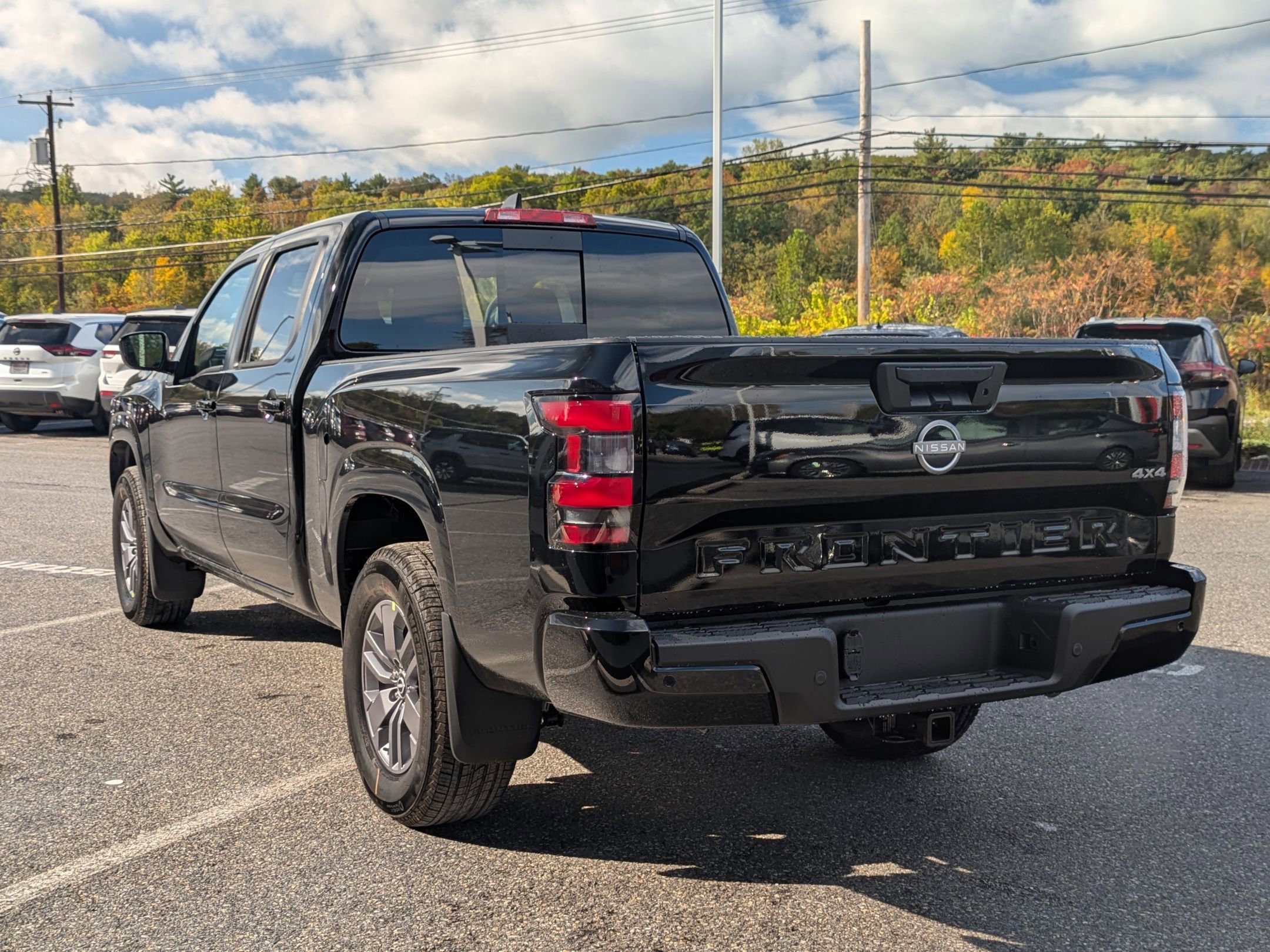 2026 Nissan Frontier SV photo 6
