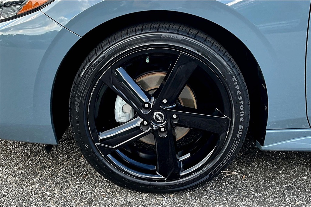 2024 Nissan Sentra SR photo 30