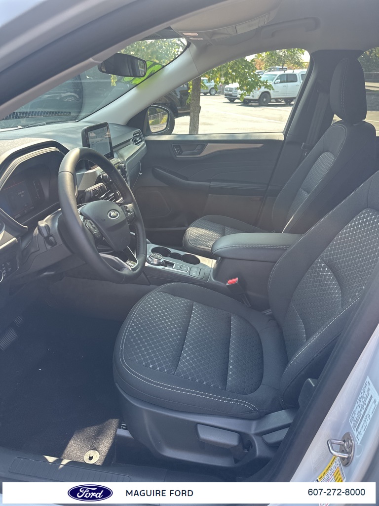 2025 Ford Escape Active photo 12