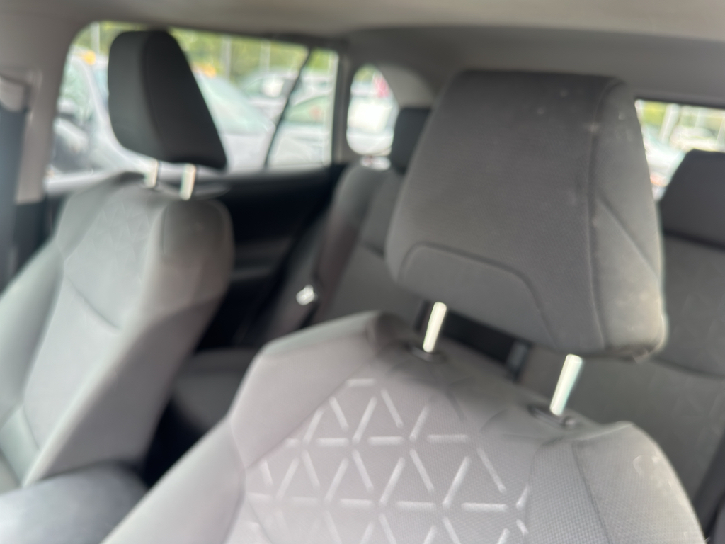 2024 Toyota RAV4 XLE photo 9
