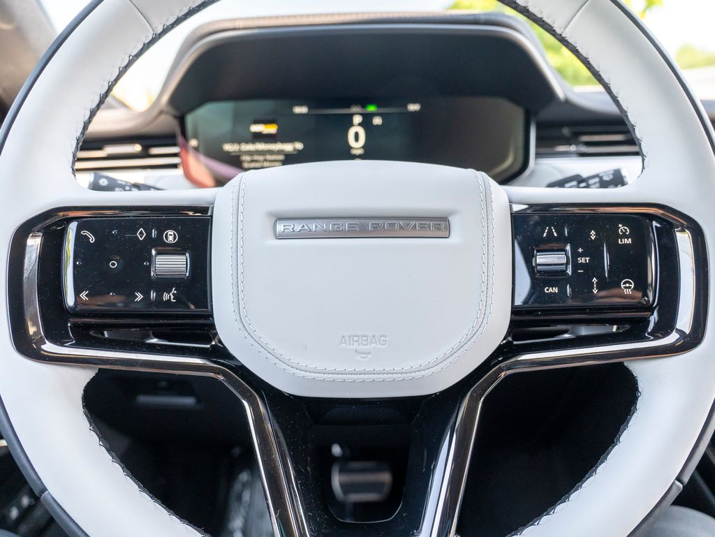 2025 Land Rover Range Rover Sport SE photo 14