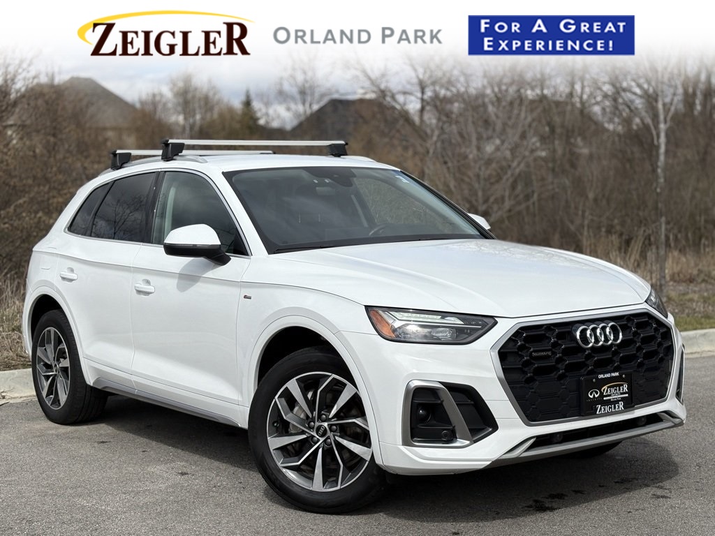 2022 Audi Q5 Premium's photo