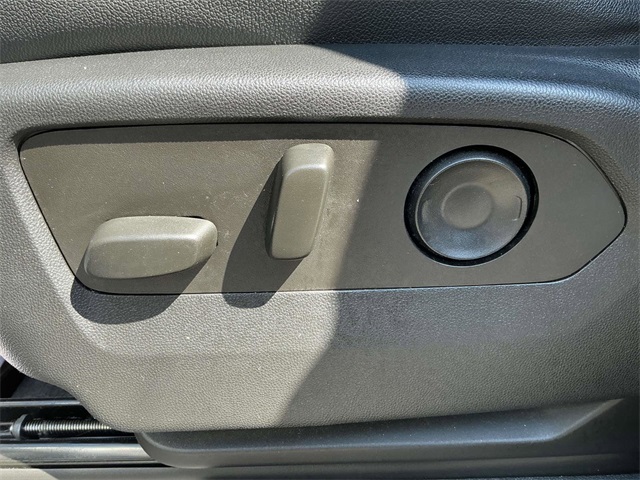 2022 Gmc Yukon XL AT4 photo 10