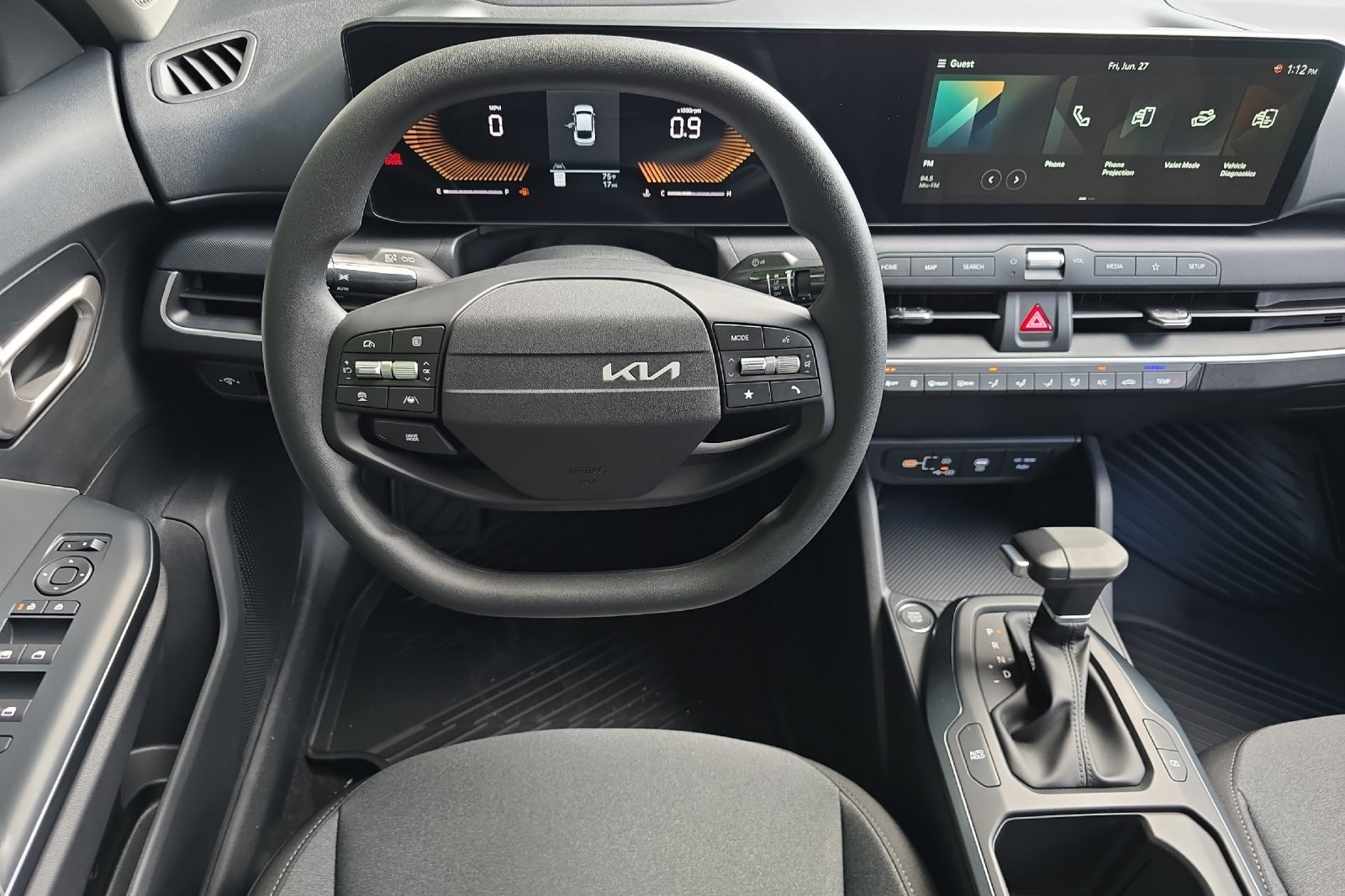 2025 Kia K4 LXS photo 10