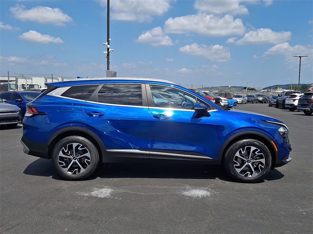 2023 Kia Sportage EX photo 7