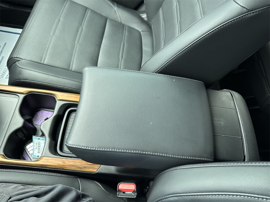 2021 Honda CR-V Touring photo 27