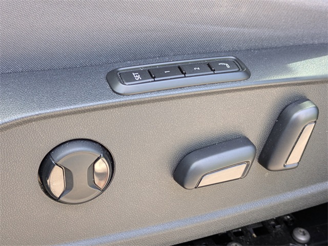 2021 Volkswagen ID.4 Pro S photo 19