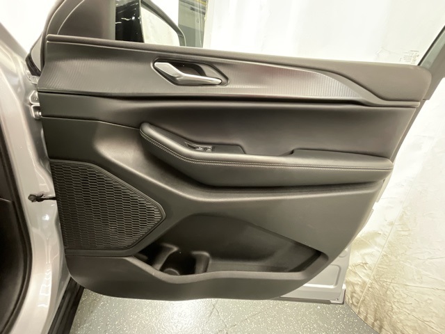 2024 Jeep Grand Cherokee Altitude photo 21