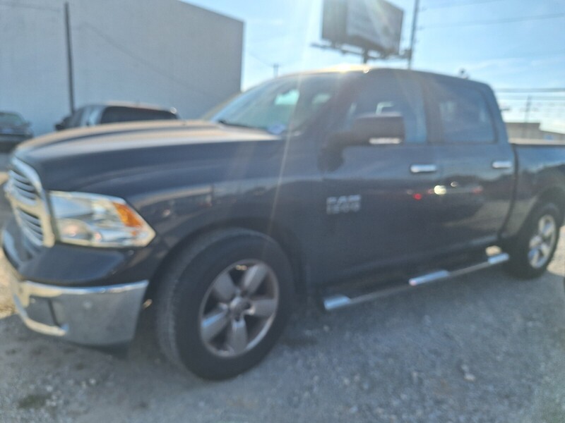 2016 RAM Ram 1500 Pickup Big Horn's photo