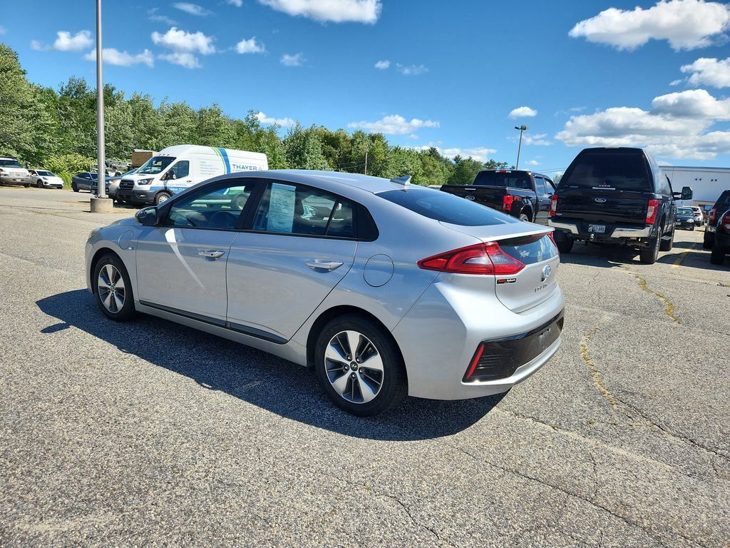2019 Hyundai Ioniq Plug-In Hybrid photo 5
