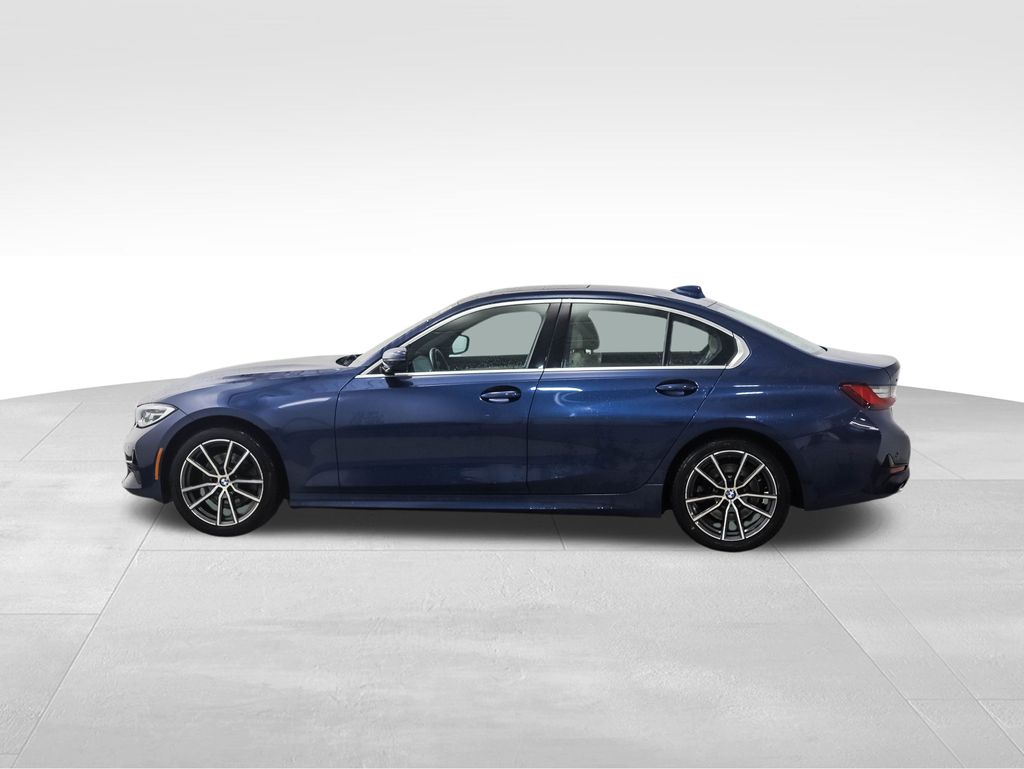 Used 2021 BMW 3 Series 330i with VIN 3MW5R7J04M8B81129 for sale in Minneapolis, Minnesota